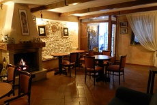 dettaglio sala relax e colazione
